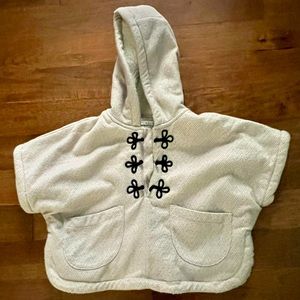 Kid 2T cape - cream with gold sparkles
